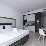 Ovo Chic By Bookinghost Apartmán *